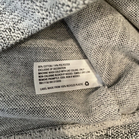 A New Day Gray White Woman’s Hoodie Lace Front Jersey Style Crop Fit XL - Picture 3 of 6